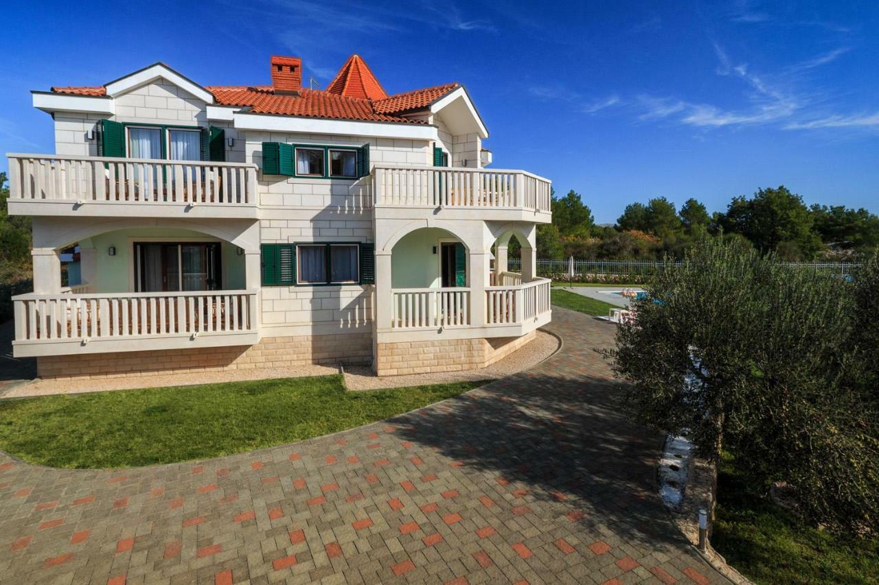 Villa Dream Srima Dış mekan fotoğraf