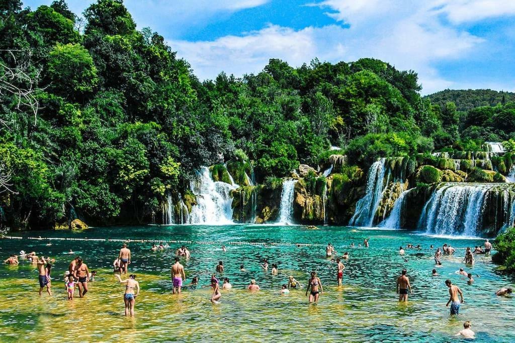 Villa Dream Srima Dış mekan fotoğraf